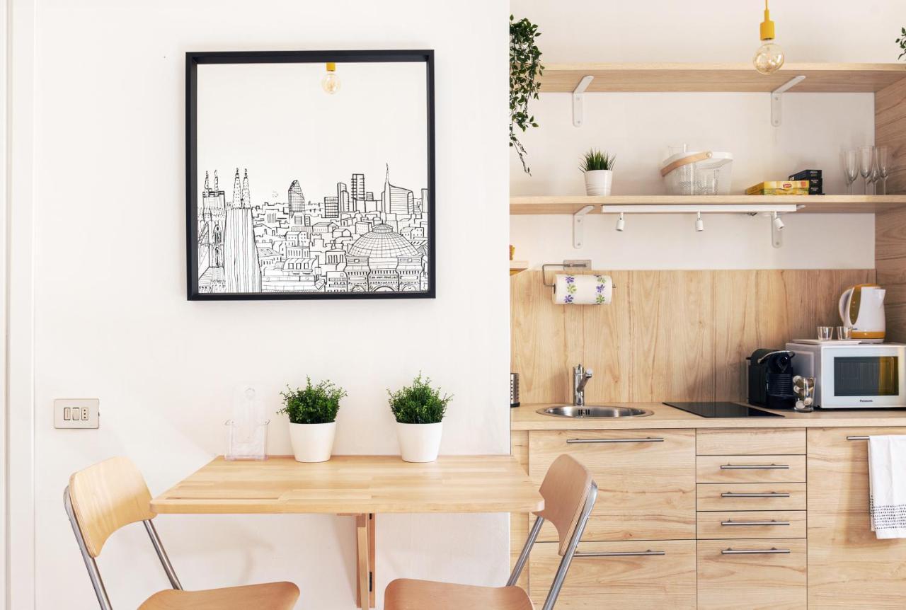 A Yellow Touch - Modern Studio In Isola Milano المظهر الخارجي الصورة